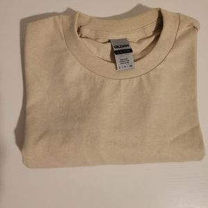 NEW!! Ultra Cotton Plain Gildan T-shirt in Sand